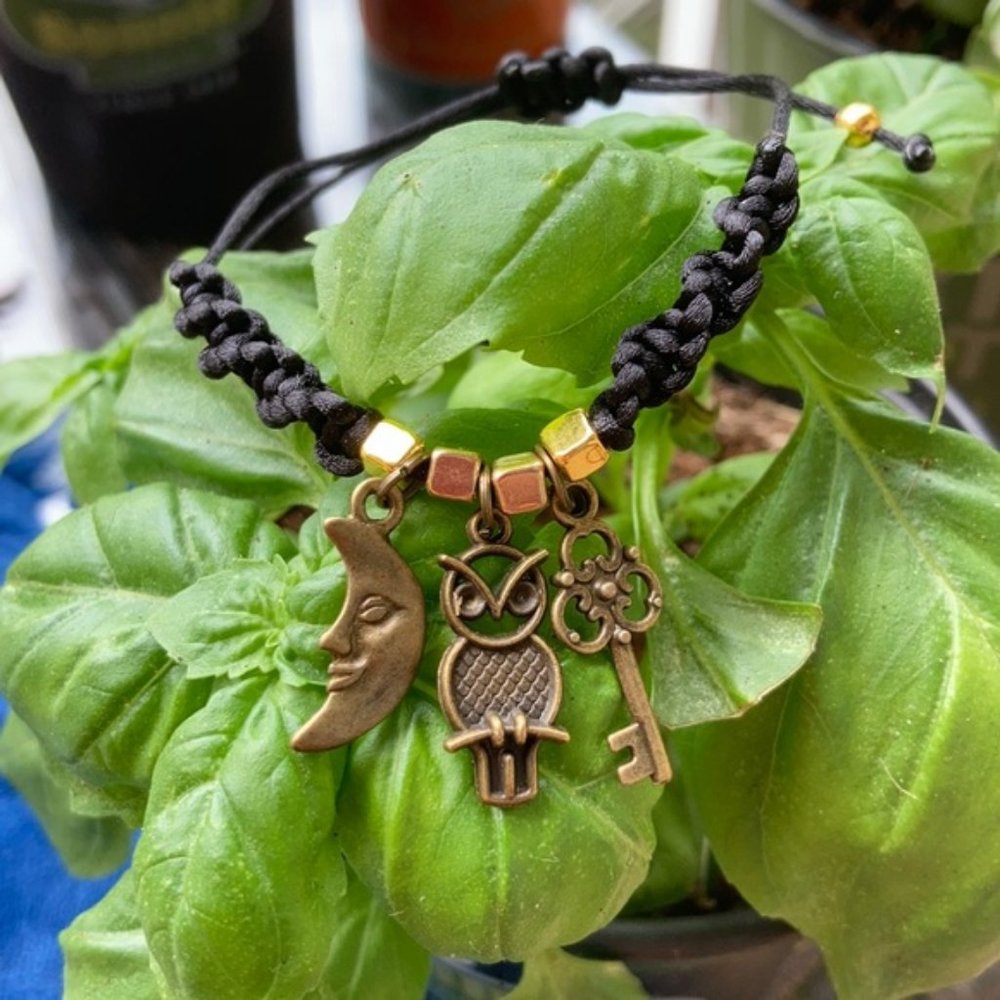 Wicca spiritual inspired braided bracelet - Picture 4 of 15